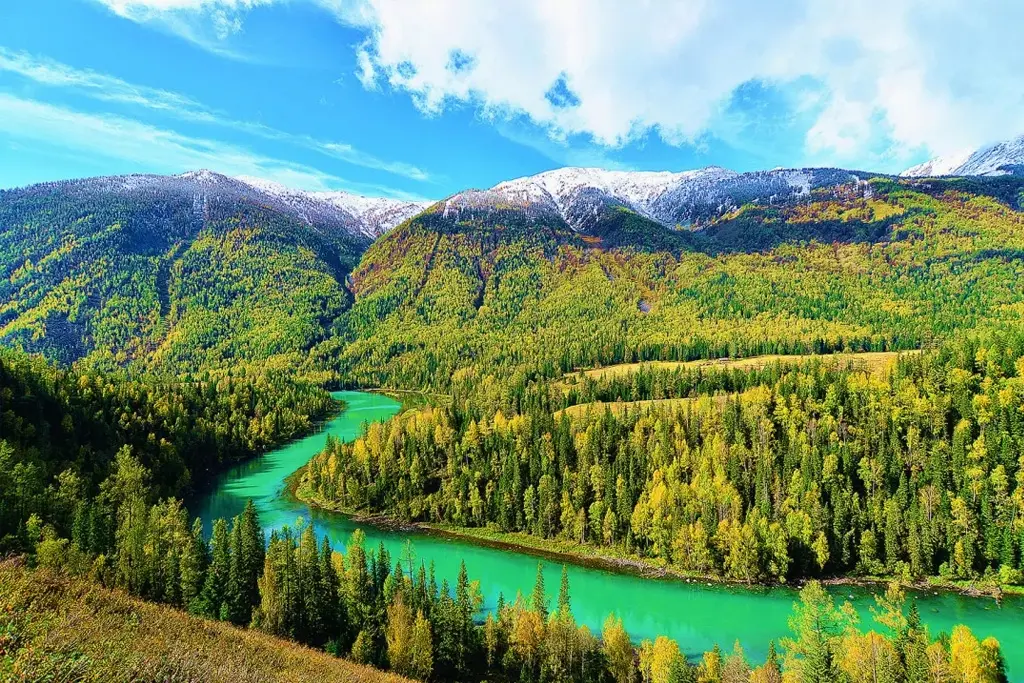 Aiding Lake and the Turpan Depression landscape, Xinjiang