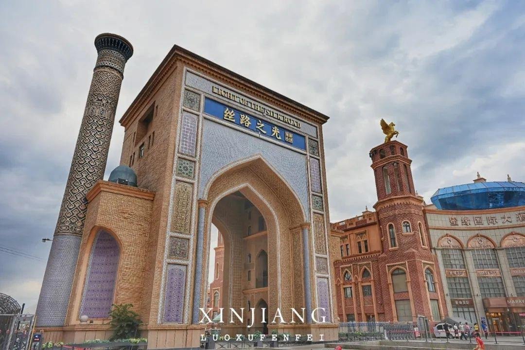 A wide view of a Silk Road heritage site under bright daylight