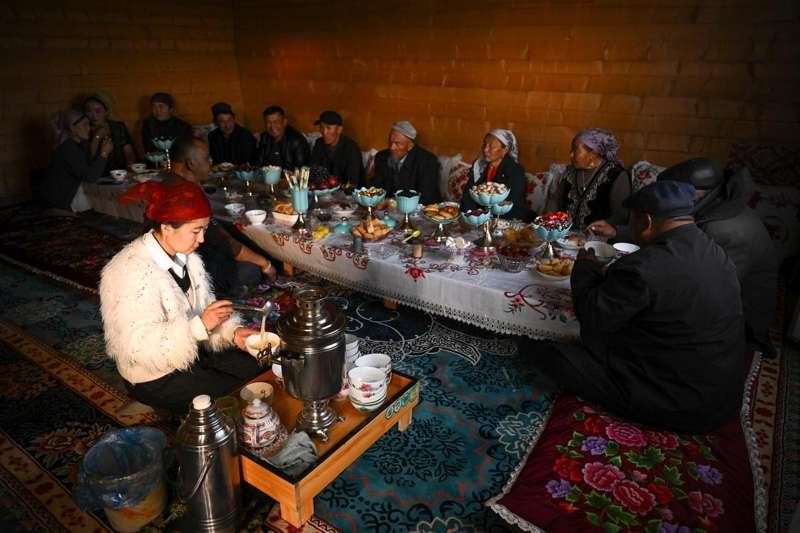 Uyghur Tea Culture scenery in Xinjiang, Xinjiang tea culture guide